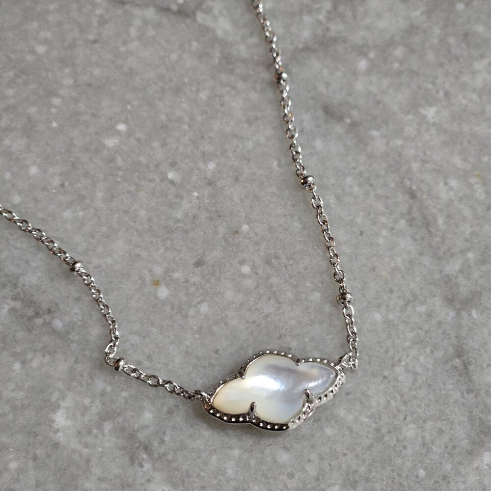 Kendra Scott Necklace
